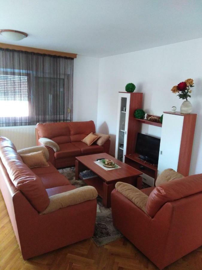 Apartmani Marin Zupanja Εξωτερικό φωτογραφία